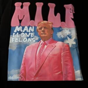 Xl unisex Trump shirt
